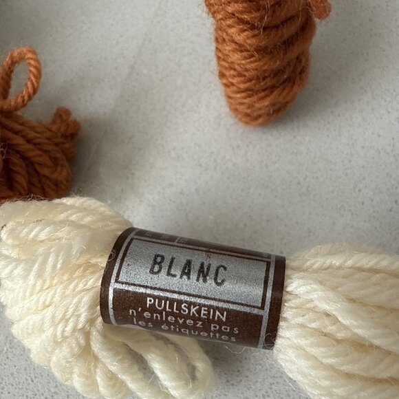 NEW Lot Of 35 Laine Colbert Tapestry Wool Skeins 8 Meters Each Earthy Colors - Picture 4 of 11